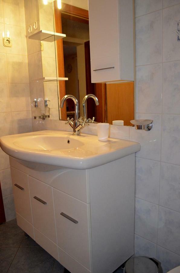 Apartman Lean Пула Экстерьер фото